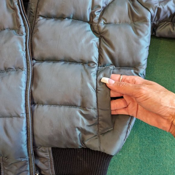 Guess Cropped Down Coat with Furry Hood XS - Picture 9 of 15